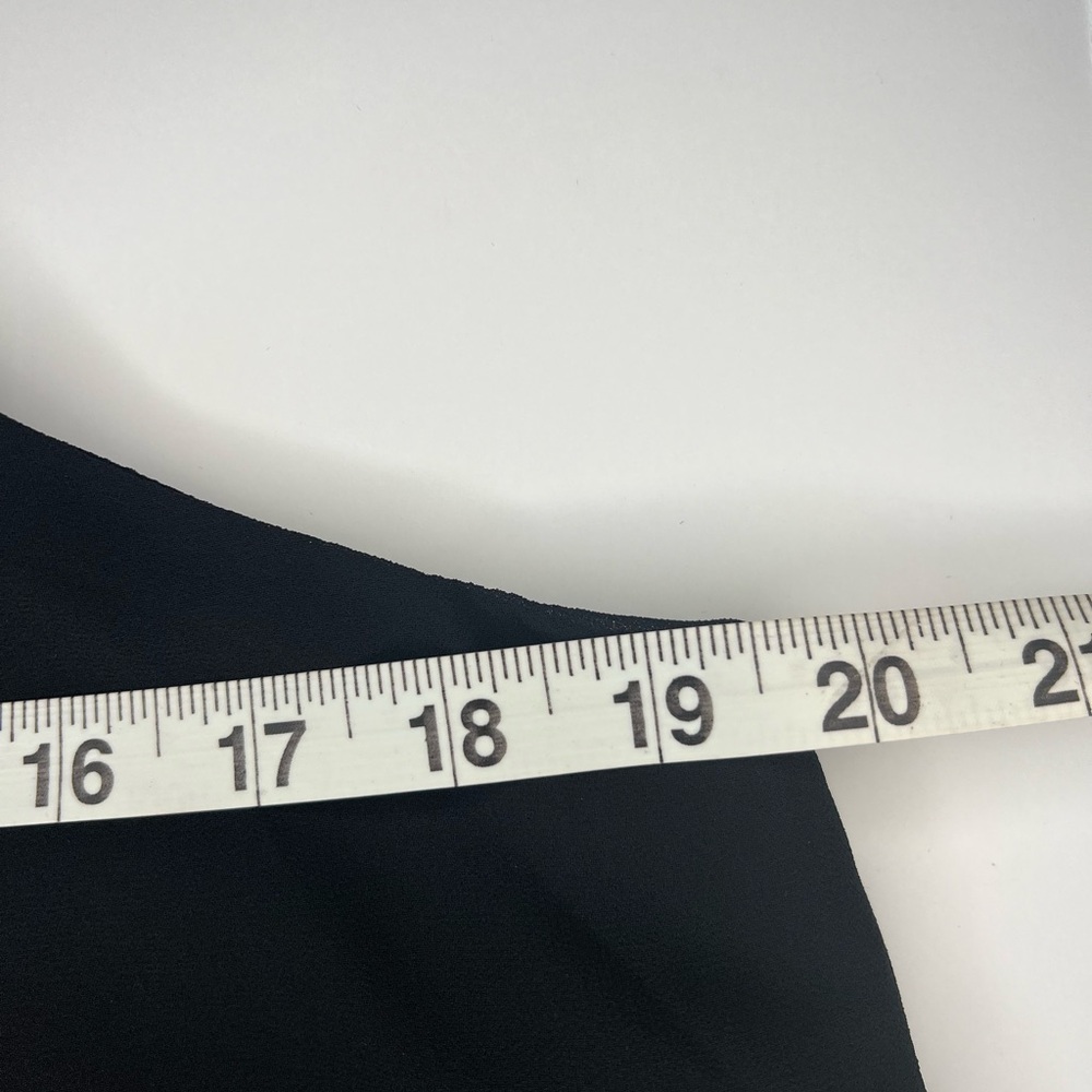 *NWT* Doe & Rae Pleated Halter Tank - Picture 7 of 8